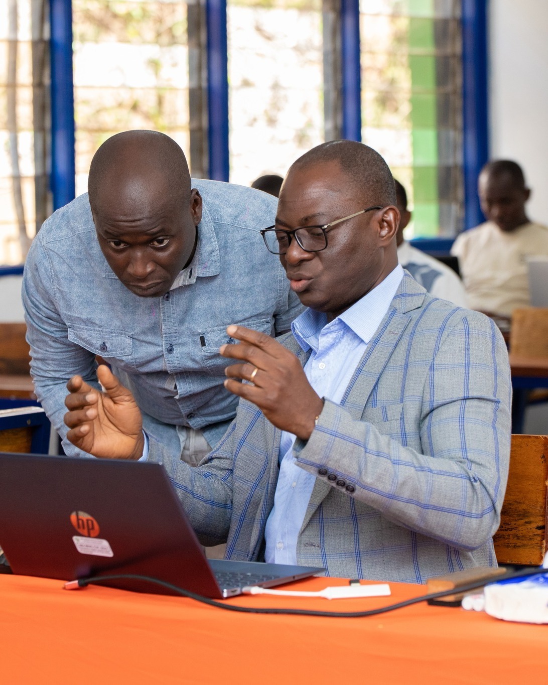 Symposium à l’UA sur le thème 𝒍’𝒂𝒑𝒑𝒓𝒐𝒑𝒓𝒊𝒂𝒕𝒊𝒐𝒏 𝒅𝒆 𝒍’𝑼𝒏𝒊𝒗𝒆𝒓𝒔𝒊𝒕𝒆́ 𝒂𝒇𝒓𝒊𝒄𝒂𝒊𝒏𝒆